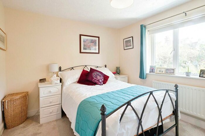 2 Bedroom Terraced House For Sale In Balmoral Close, Tamworth, B79