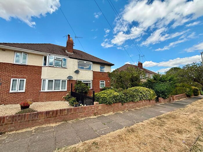 2 Bedroom Flat To Rent In Orchard Avenue, Cheltenham, GL51
