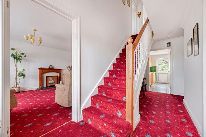 5 Bedroom Detached House For Sale In Blackfen Road, Sidcup, DA15