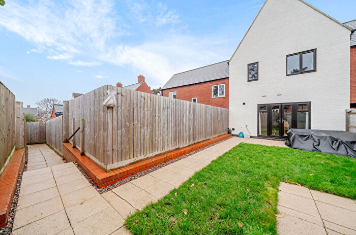 3 Bedroom Terraced House For Sale In Redcar Road, Towcester, Northamptonshire, NN12
