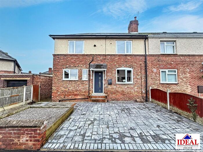 3 Bedroom End Terrace House For Sale In New Street, Carcroft, Doncaster, DN6