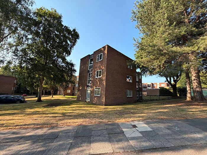 2 Bedroom Flat To Rent In Park Approach, Birmingham, West Midlands, B23