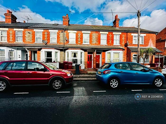 3 Bedroom Terraced House To Rent In Audley Street, Reading, RG30