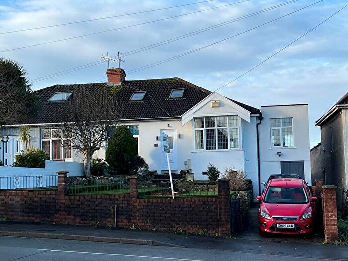 4 Bedroom Semi-Detached Bungalow For Sale In Wells Road, Whitchurch, Bristol, BS14