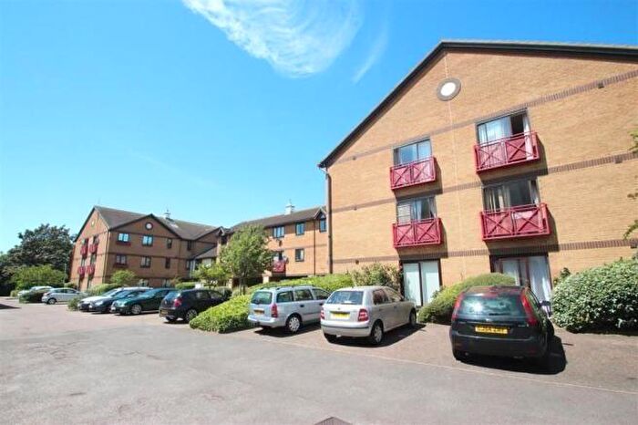 2 Bedroom Flat To Rent In Heybridge Court, Connaught Gardens East, Clacton-on-Sea, CO15