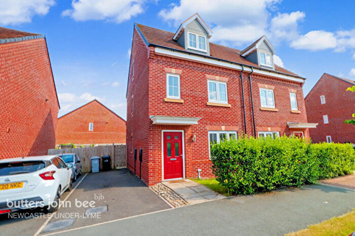 4 Bedroom Semi-Detached House To Rent In Frank Hughes Avenue, Sandbach, CW11