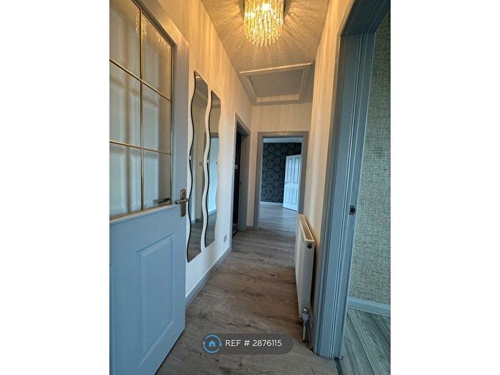2 Bedroom Flat To Rent In Carfin, Motherwell, ML1