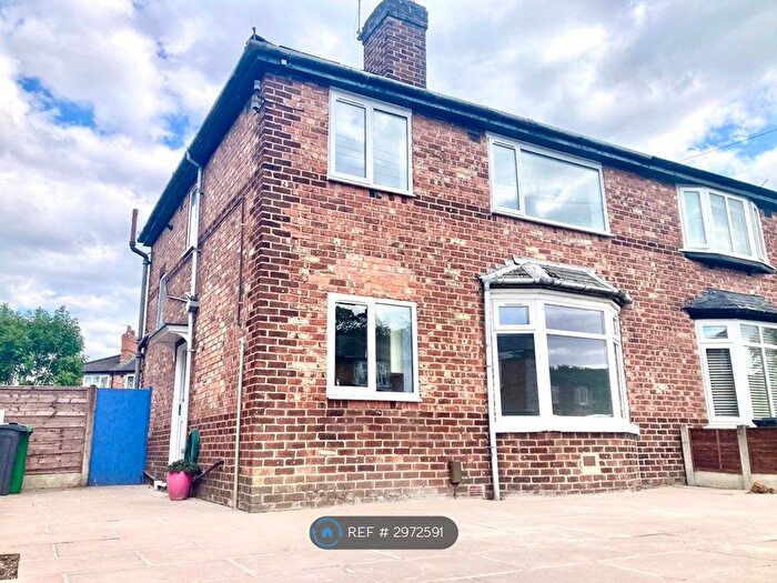 3 Bedroom Semi-detached House To Rent In Kingslea Road, Manchester, M20