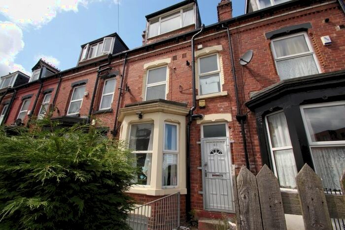 6 Bedroom Terraced House To Rent In Delph Mount, Woodhouse, Leeds, LS6