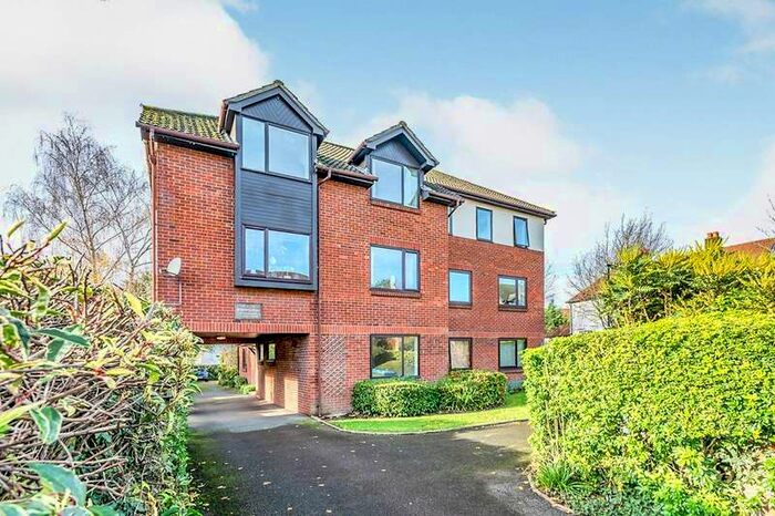 1 Bedroom Apartment To Rent In Richmond Hall, 47 Grosvenor Road, Southampton, Hampshire, SO17