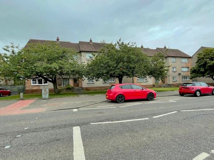 2 Bedroom Flat To Rent In Portland Place, Hamilton, ML3