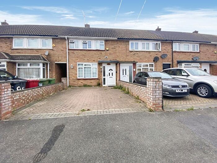 2 Bedroom Terraced House To Rent In Gosling Road, Langley, SL3