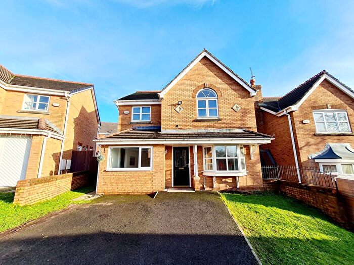4 Bedroom Detached House To Rent In Hutchinson Way, Radcliffe, M26