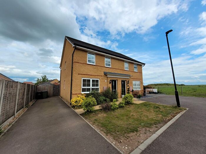3 Bedroom Property To Rent In Hastings Walk, Griston, Thetford, IP25