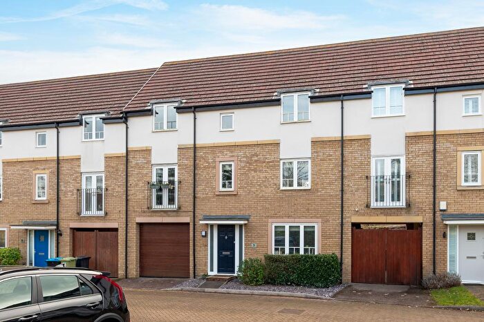 4 Bedroom Terraced House For Sale In Gyosei Gardens, Willen Park, Milton Keynes, Buckinghamshire, MK15