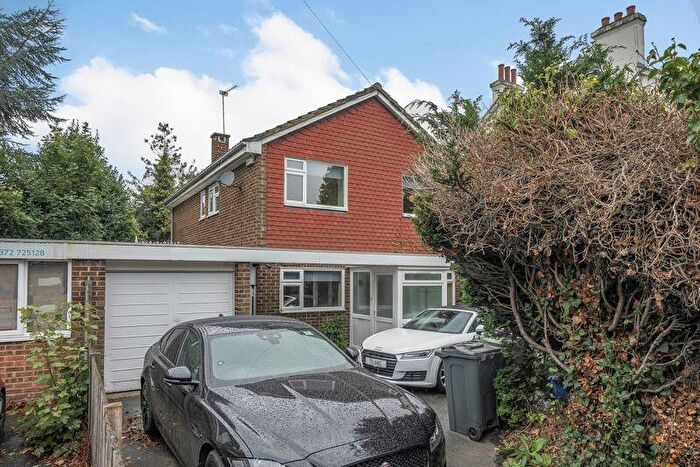 Detached House To Rent In Ashley Road, Epsom, KT18