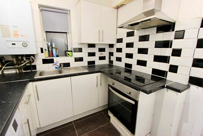 2 Bedroom Apartment To Rent In Riverside Gardens, Wembley, HA0