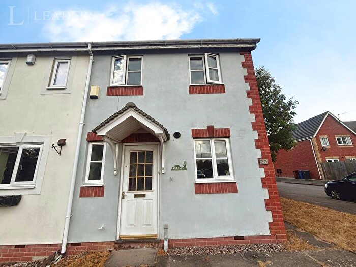 2 Bedroom Property To Rent In Primrose Drive, Branston, DE14