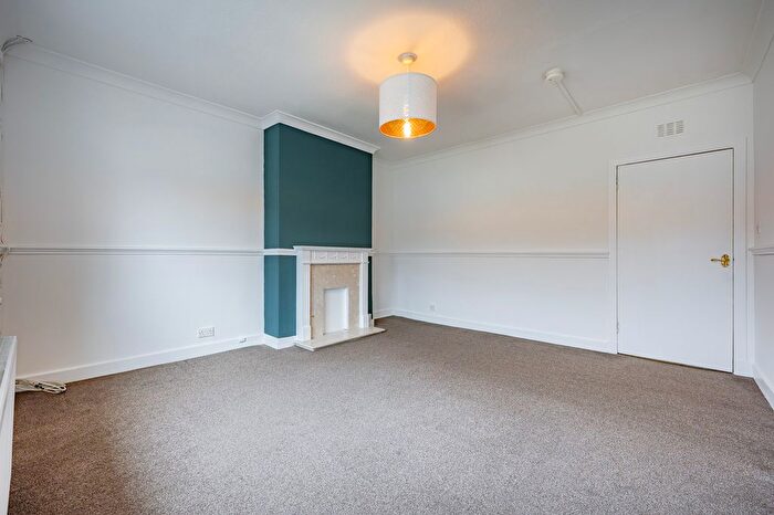 1 Bedroom Flat For Sale In Main Street, Rutherglen, Glasgow, G73