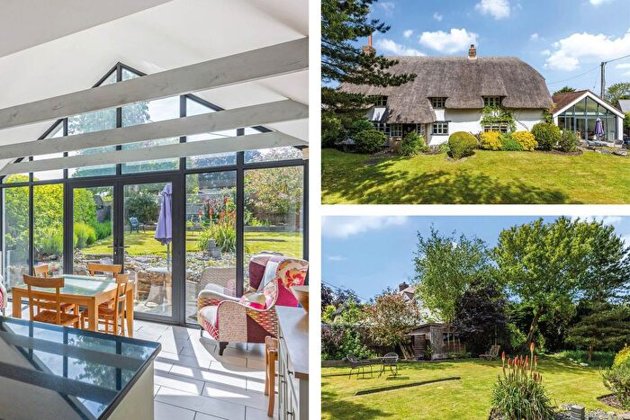 4 Bedroom Detached House For Sale In Cues Lane, Bishopstone, SN6