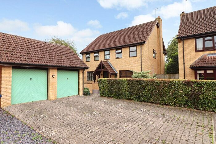 4 Bedroom Detached House To Rent In Braefield, Somersham, Cambs, PE28