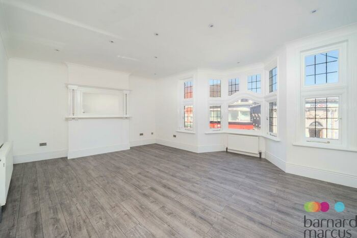 1 Bedroom Apartment To Rent In Golders Green Road, London, NW11