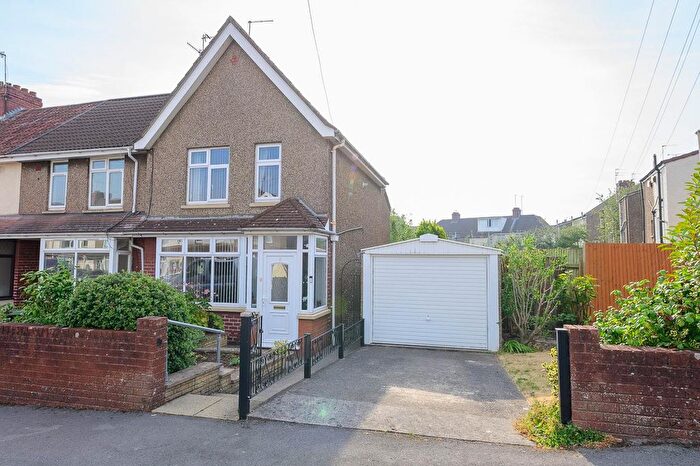 3 Bedroom End Terrace House For Sale In James Road, Staple Hill, Bristol, BS16
