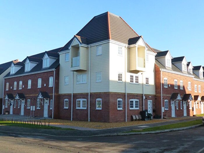 2 Bedroom Flat For Sale In Kiln Court The Maltings, Barnby Dun, Doncaster, South Yorkshire, DN3