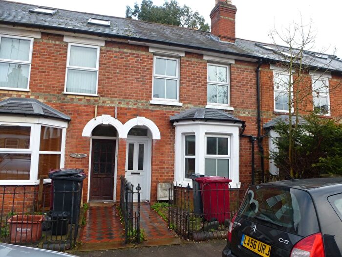 4 Bedroom Terraced House To Rent In De Beauvoir Road, Reading, Berkshire, RG1