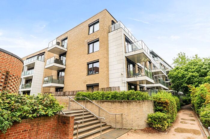 1 Bedroom Flat To Rent In George View House, Knaresborough Drive, London, SW18