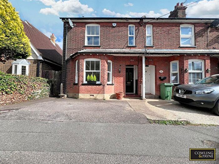 3 Bedroom End Of Terrace House For Sale In Station Avenue, Wickford, SS11