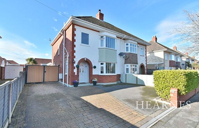 3 Bedroom Semi-Detached House For Sale In Castleton Avenue, Bournemouth, BH10