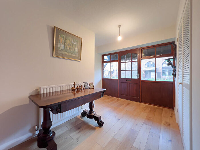 3 Bedroom Barn Conversion For Sale In Matford Mews, Exeter, EX2