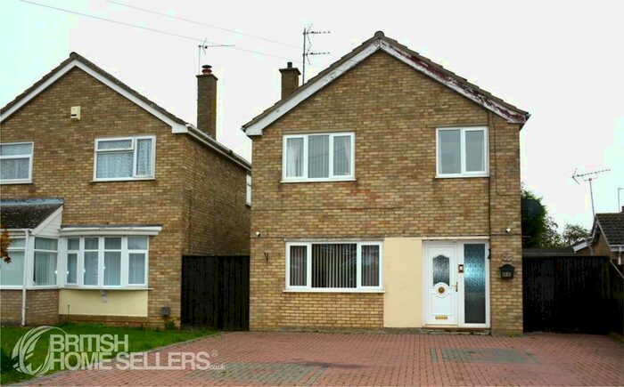 3 Bedroom Detached House For Sale In Fairview Gardens, Chatteris, Cambridgeshire, PE16