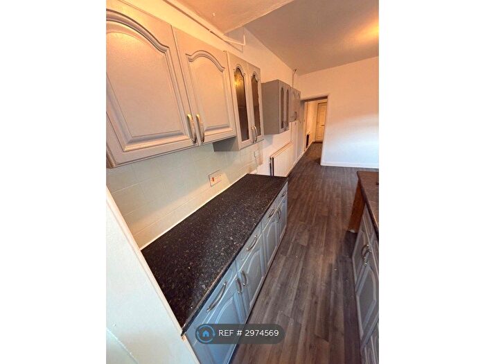 2 Bedroom Terraced House To Rent In Hodgkinson St, Nottingham, NG4