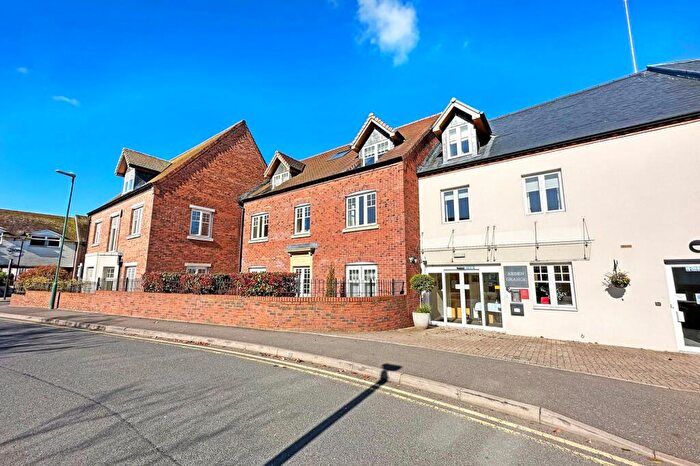 1 Bedroom Apartment For Sale In High Street, Knowle, B93
