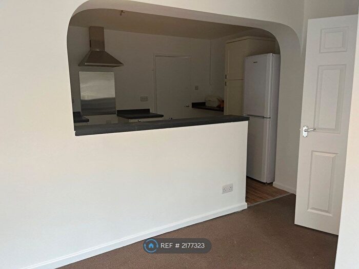 3 Bedroom End Of Terrace House To Rent In Middlebrook, Bishops Waltham, SO32