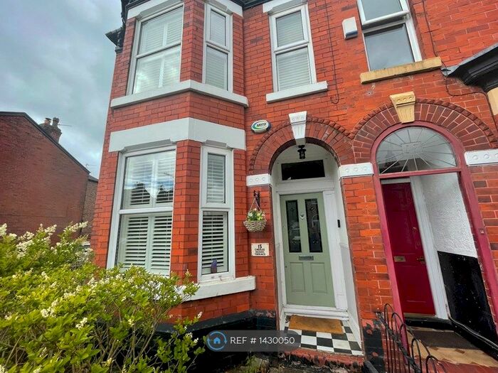 2 Bedroom End Of Terrace House To Rent In Cuthbert Road, Cheadle, SK8