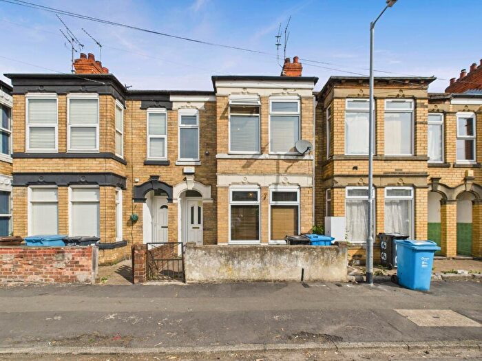 3 Bedroom Terraced House For Sale In Ryde Street, Hull, HU5