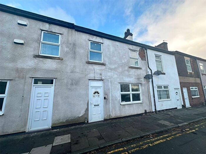2 Bedroom Flat For Sale In Mersey Road, Widnes, Cheshire, WA8