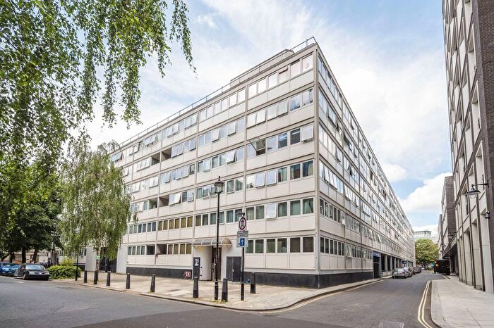 1 Bedroom Flat To Rent In Clipstone Street, Fitzrovia, London, W1W