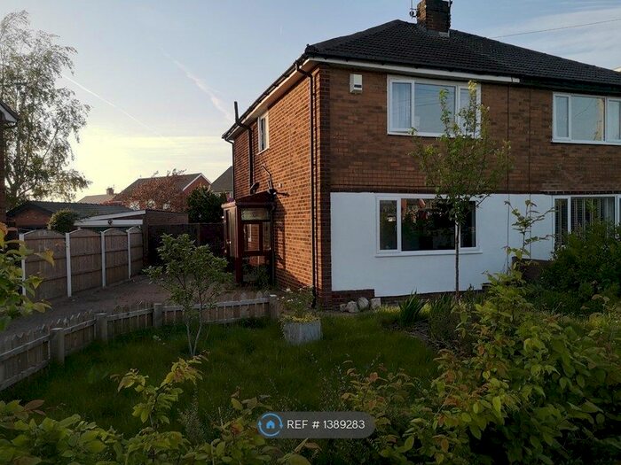 3 Bedroom Semi-Detached House To Rent In Leverhouse Lane, Leyland, PR25