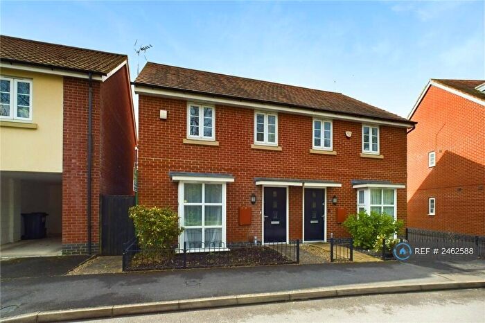 3 Bedroom Semi-Detached House To Rent In Narrowboat Lane, Northampton, NN4