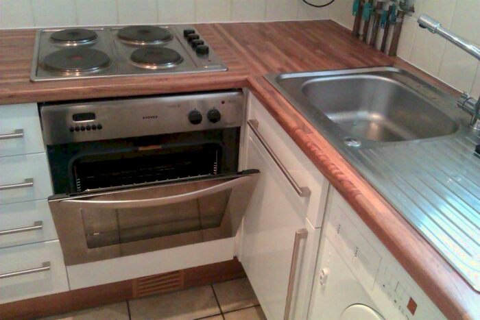 1 Bedroom Flat To Rent In Richmond Road, Cardiff, CF24