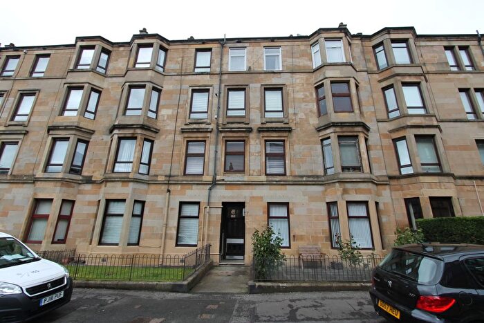 2 Bedroom Flat To Rent In Roebank Street, Dennistoun, Glasgow, G31