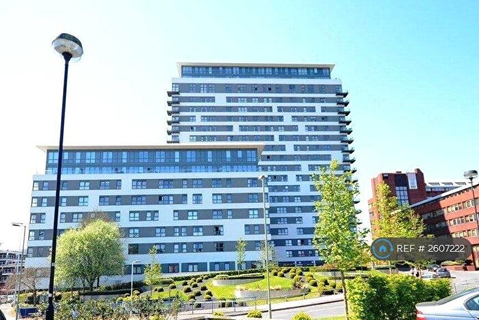 2 Bedroom Flat To Rent In Alencon Link, Basingstoke, RG21