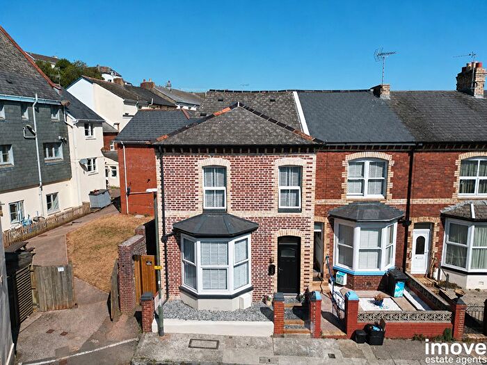 3 Bedroom End Terrace House For Sale In Tower Road, Paignton, TQ3