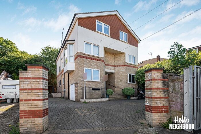1 Bedroom Flat To Rent In Benton's Lane, London, SE27