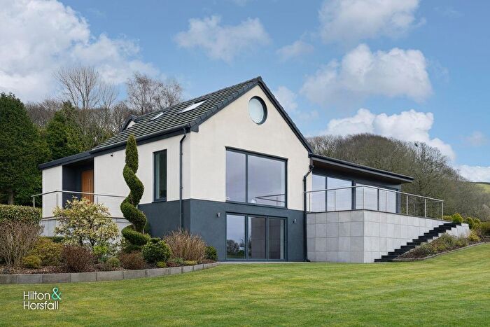 4 Bedroom Detached House For Sale In St. Thomas's Road, Crawshawbooth, Rossendale, BB4