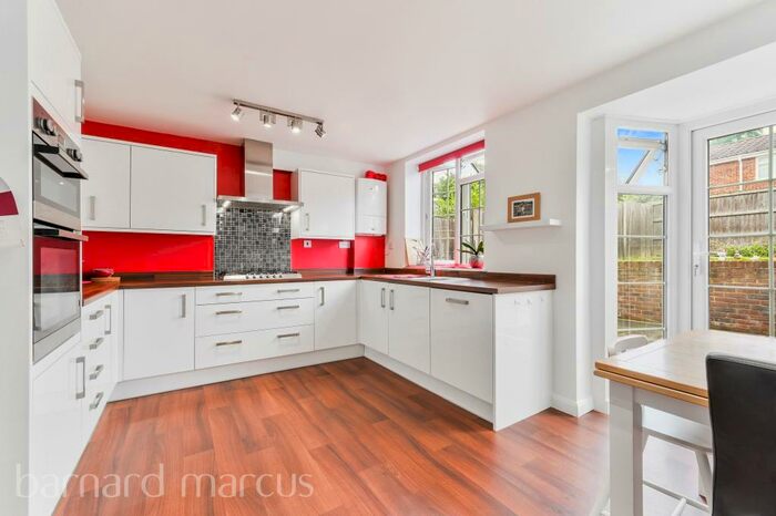 4 Bedroom House To Rent In Langley Park Road, Sutton, SM2